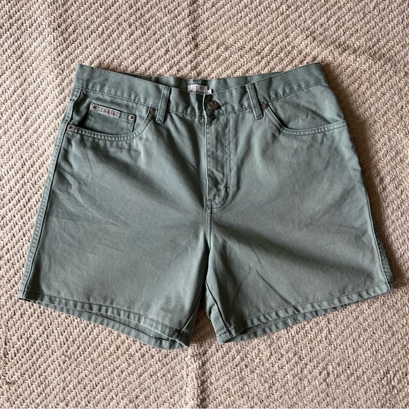 Calvin Klein Jeans Shorts - Picture 1 of 4